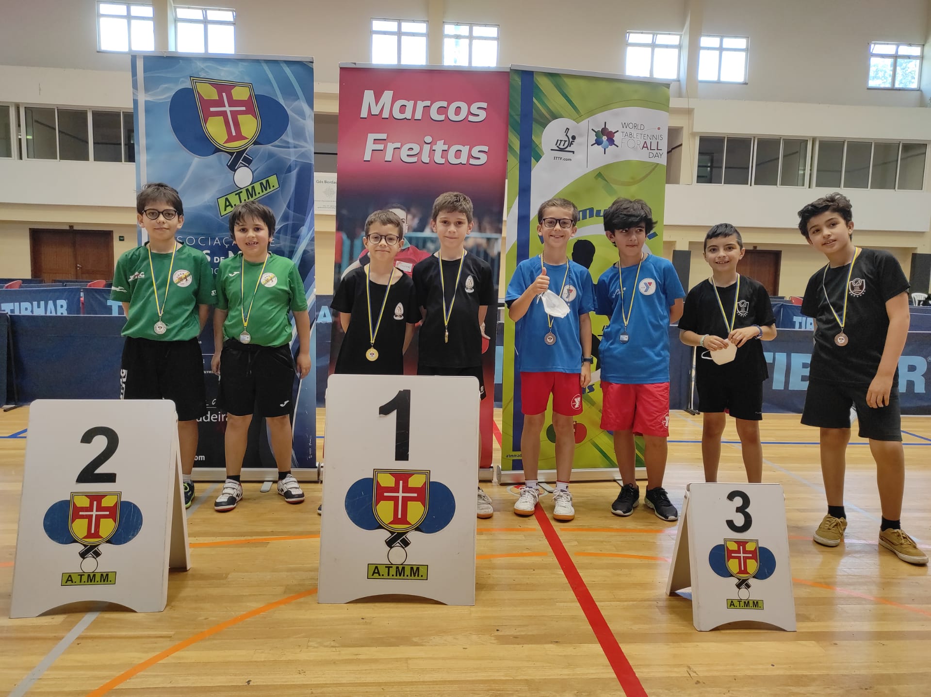 PODIO SUB 10 MASCULINO