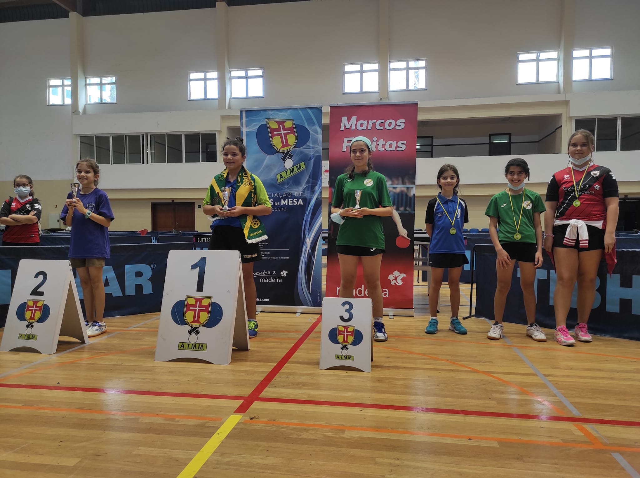 PODIO SUB 12 FEMININOS